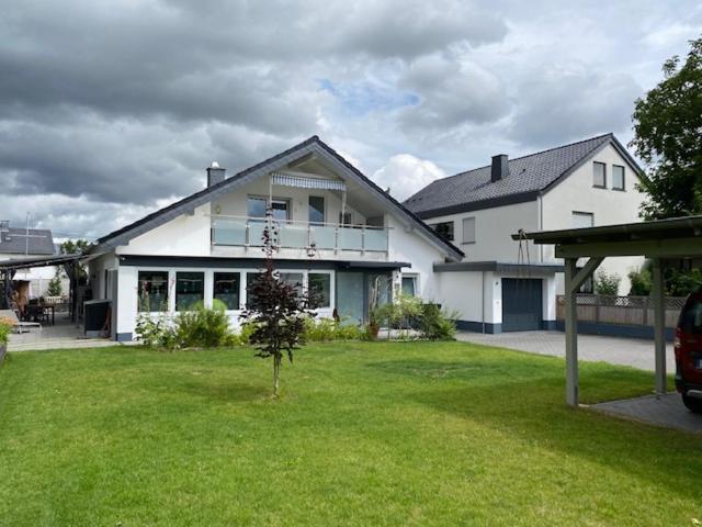 Ferienwohnung Sonnenschein ノイヴィート エクステリア 写真